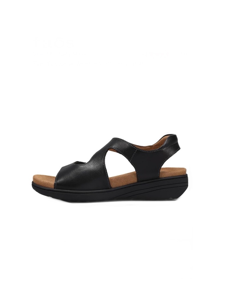 Like New Taos Black Leather Adjustable Strap Open Toe Wedge Heel Sandal Size 7.5
